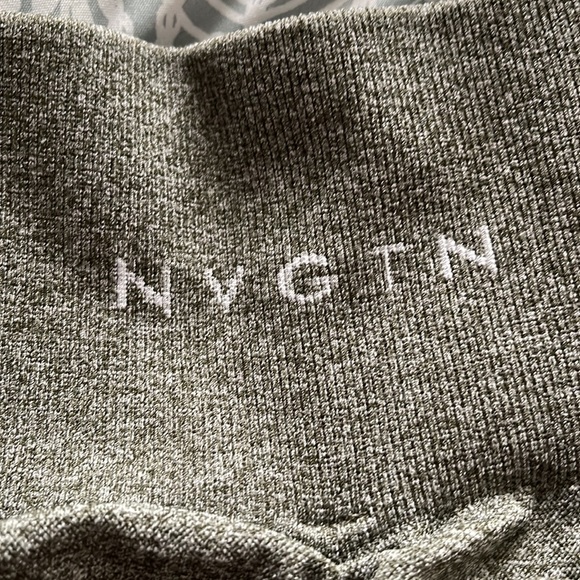 NVGTN Scrunch Shorts (not 2.0) 💚 - Picture 2 of 4